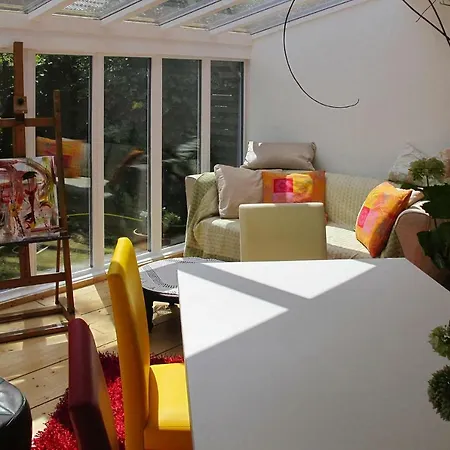 Terraced House - Dns061001-iya *
